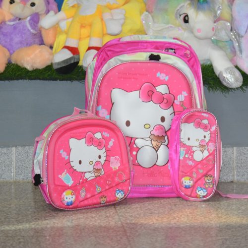 Mochila infantil con un diseño de Hello Kitty+lunchera