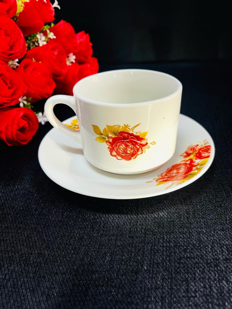 VINTAGE juego de taza y platillo con flores, delicadas tazas de porcelana