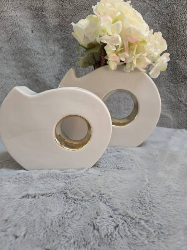 Jarrón figurativo elegante (blanco y dorado) (2 piezas)