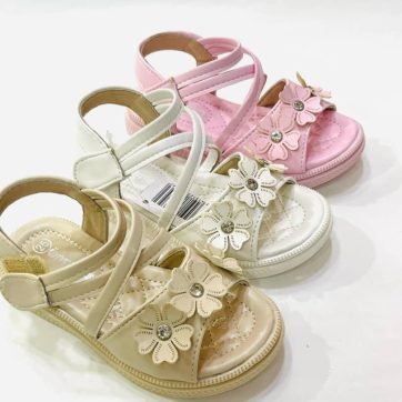 Sandalias de flores para niña