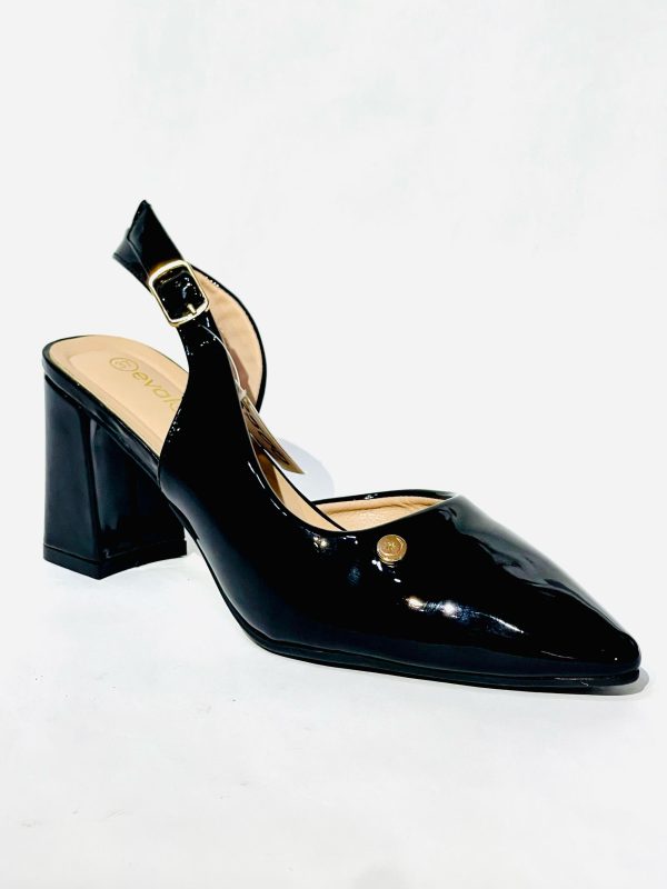 Zapato de tacón cuadrado con punta fina para mujer