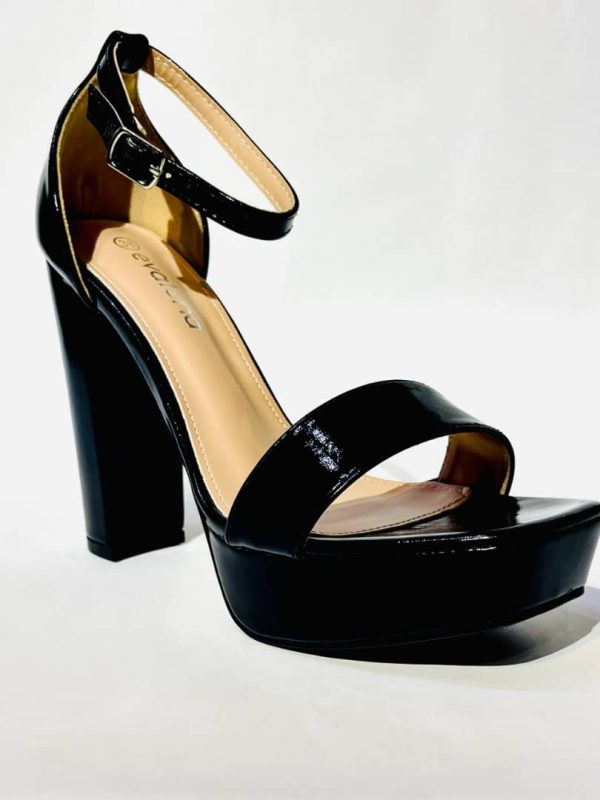 Zapato de tacón alto con plataforma para mujer