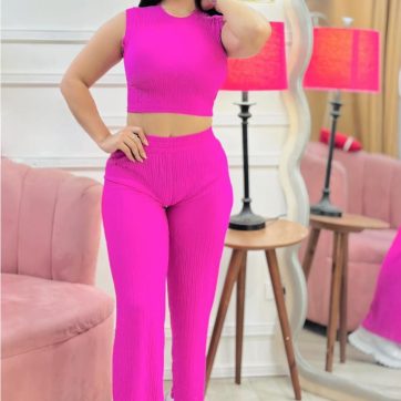 Conjunto de parte superior acanalada