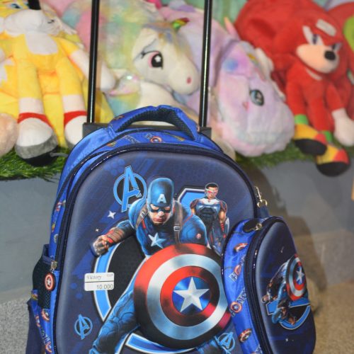 Mochila infantil con un diseño de Capitán América+lunchera