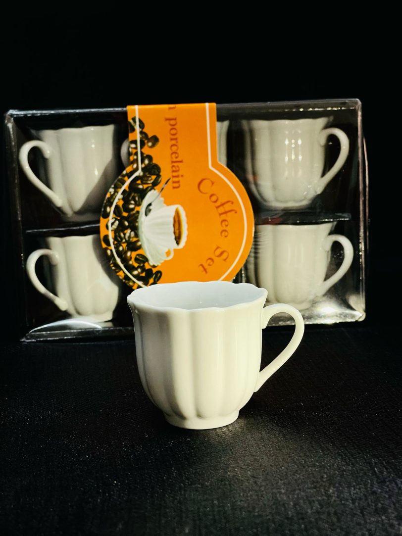 Juego de 6 tazas clásicas de café blancas Gibson Designs "Scarborough" de 8 oz (nuevo)