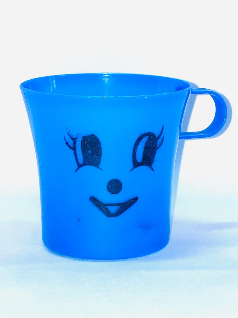 Vasos de plástico reutilizables para niños pequeños