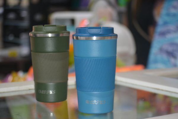 Taza de café aislada con tapa a prueba de fugas. Inoxidable al vacío de doble pared (negro, 17.2 fl)