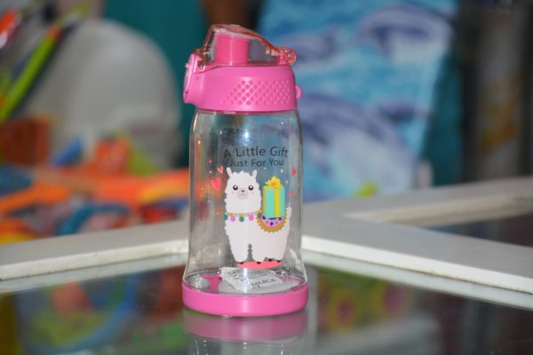 Botella de agua para niños, con un diseño de alpaca - Imagen 2
