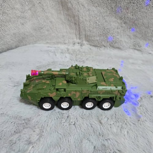 Tanque eléctrico transformer de juguete con sonido