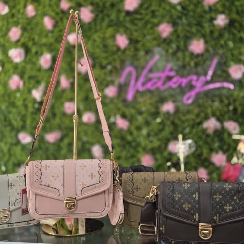 Bolso de mano con correa