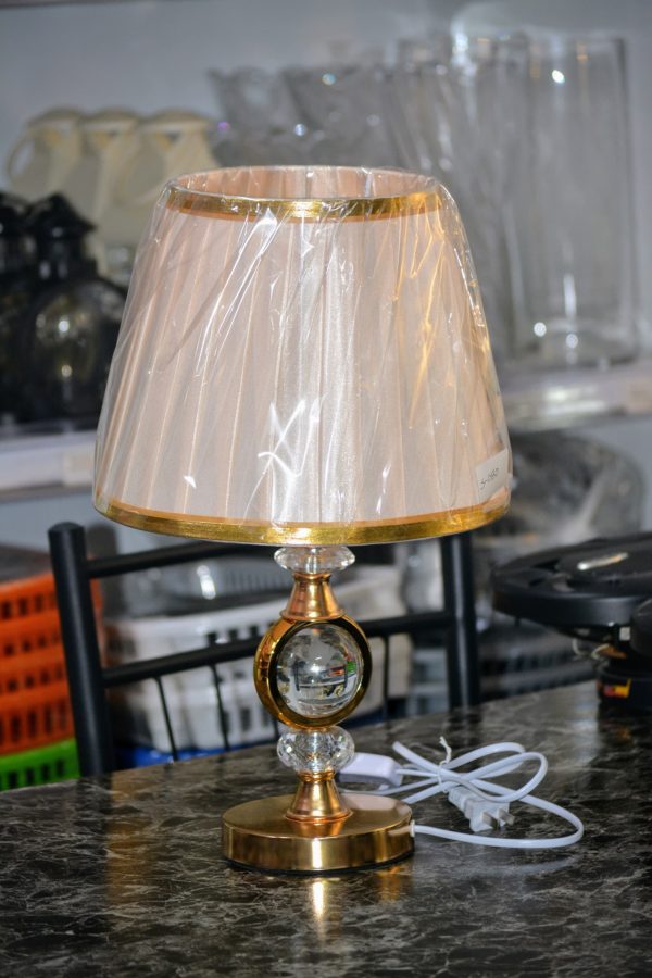 Lámpara moderna de noche, luz LED, 6 Wats + E27 40 Wats (Dorado)