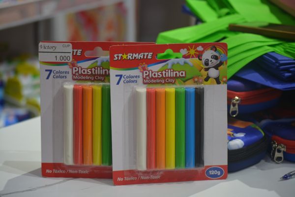 Plastilina 120g de 7 colores no tóxico