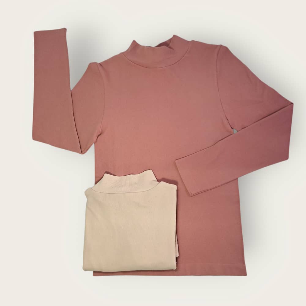 Camiseta de manga larga con cuello alto