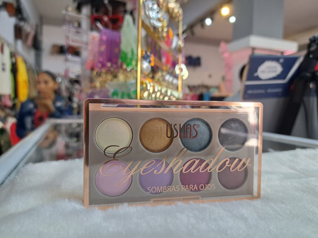 Paleta de sombras de ojos, 8 colores de sombras de ojos, con acabados brillantes y mates.