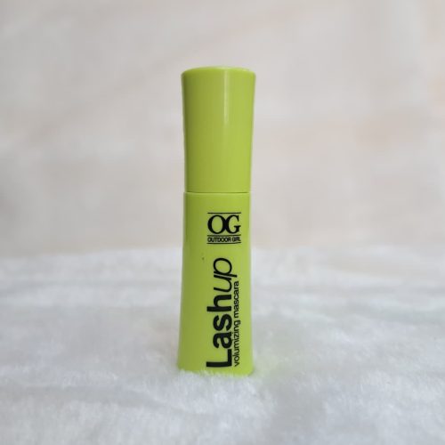 Máscara de pestañas voluminizadora Lash Up de la marca Outdoor Girl (OG).