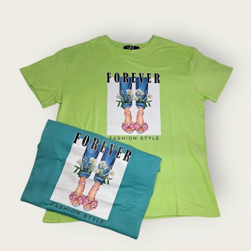 Camiseta mangas cortas con diseño "FOREVER FASHION"