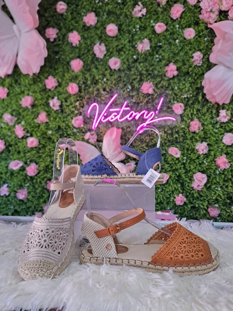 Alpargatas de telas de dos partes