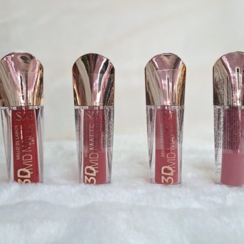 Brillo labial 3d efecto mate