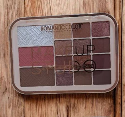 Paleta de sombras de ojos.