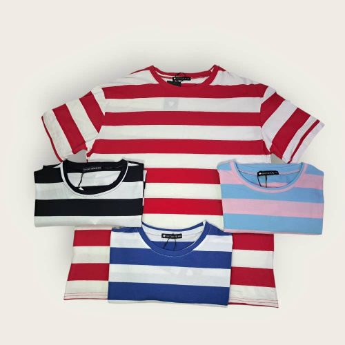 Camisetas rayadas de magas cortas